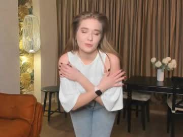 Luna_Fleur Chaturbate stream image from March 17, 2025
