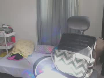 Shayna_Cute Chaturbate stream image from March 17, 2025