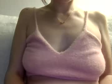 Tina1688 Chaturbate stream image from March 17, 2025