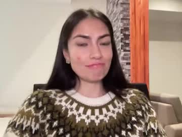 Bella_Sttone Chaturbate stream image from March 17, 2025