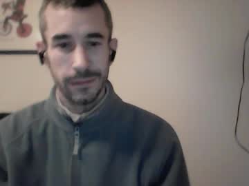 Flyhigh92 Chaturbate stream image from March 17, 2025