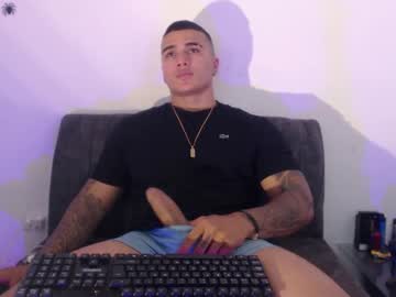 _Luxury_23 Chaturbate stream image from March 17, 2025