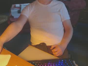 Wannawatch101101 Chaturbate stream image from March 17, 2025
