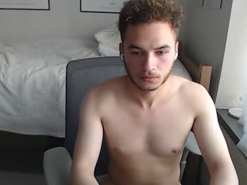 Ronlondonof Chaturbate stream image from March 18, 2025
