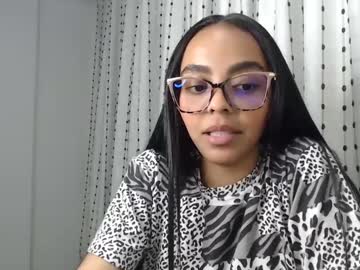 Remybeckett Chaturbate stream image from March 18, 2025
