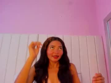 Rafhaela_28 Chaturbate stream image from March 18, 2025