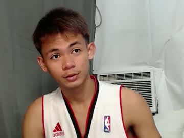 Urhotpinoy_Izaac Chaturbate stream image from March 18, 2025