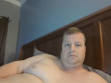 Cmachen Chaturbate stream image from March 18, 2025