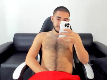 Juandiegokingx Chaturbate stream image from March 18, 2025