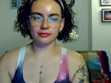 Violet_Kitty_2 Chaturbate stream image from March 18, 2025