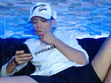 Andersonz98 Chaturbate stream image from March 18, 2025