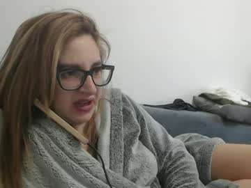 Larysalovexxx94 Chaturbate stream image from March 18, 2025