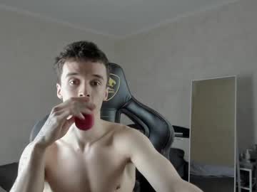 Mason_Warhol Chaturbate stream image from March 18, 2025