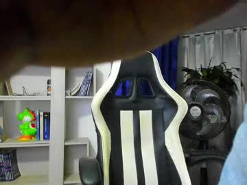 Peter_Coleman Chaturbate stream image from March 18, 2025