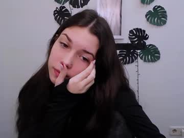 Luxurymur_ Chaturbate stream image from March 18, 2025
