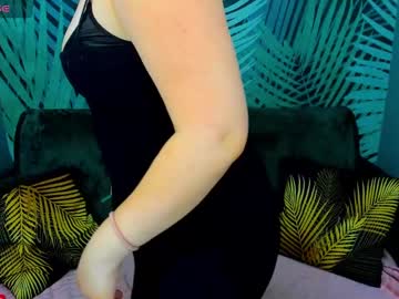 Milinafox Chaturbate stream image from March 18, 2025
