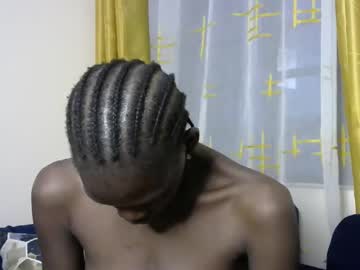 Petite_Lavi2 Chaturbate stream image from March 18, 2025