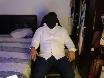 Xxhotfriendsxx Chaturbate stream image from March 18, 2025