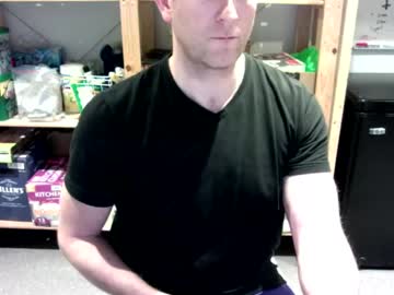 Cumshooteruncut Chaturbate stream image from March 18, 2025
