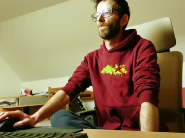 Gentelassss Chaturbate stream image from March 18, 2025