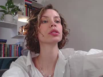 Milly_Ross23 Chaturbate stream image from March 18, 2025