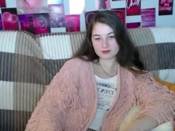 Millyti Chaturbate stream image from March 18, 2025
