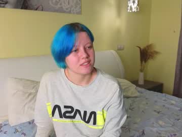Blythehedley Chaturbate stream image from March 18, 2025