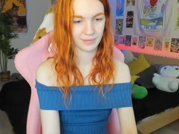 Elly_Milas Chaturbate stream image from March 18, 2025