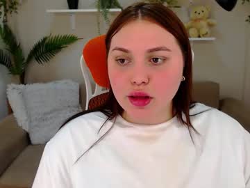 Emmi_Cute Chaturbate stream image from March 18, 2025