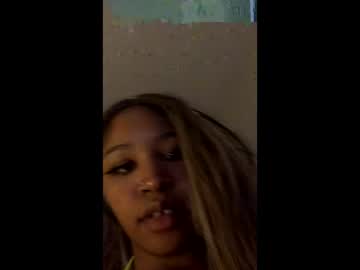 Jadiee303 Chaturbate stream image from March 18, 2025