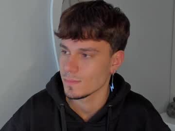 Liam_Thunder Chaturbate stream image from March 18, 2025