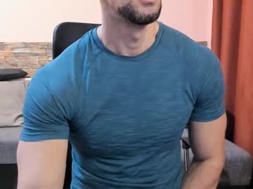 Texashunk Chaturbate stream image from March 18, 2025