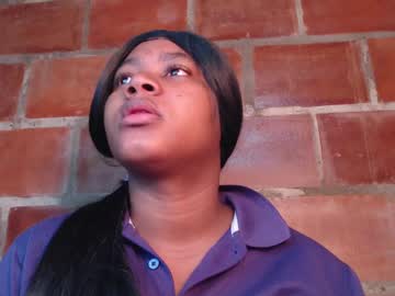 Clawdeen_Wolf15 Chaturbate stream image from March 18, 2025