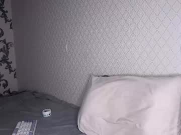 Origamicat Chaturbate stream image from March 18, 2025
