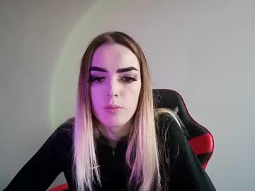 Selenaro4 Chaturbate stream image from March 18, 2025