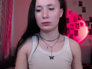 Alice_Perrez Chaturbate stream image from March 18, 2025