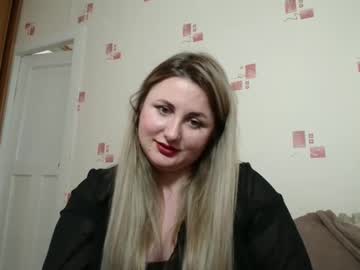 Aliya_01 Chaturbate stream image from March 18, 2025