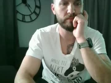 Dilfpl Chaturbate stream image from March 18, 2025