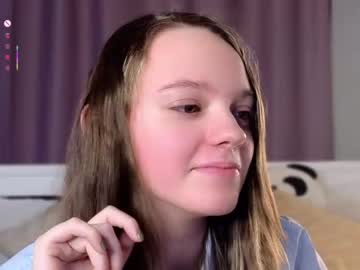 Lornaash Chaturbate stream image from March 18, 2025