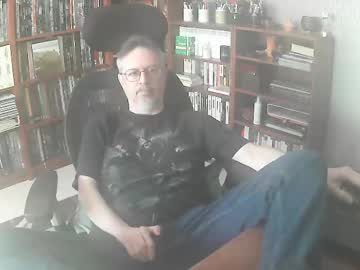 Mandrawhore Chaturbate stream image from March 18, 2025