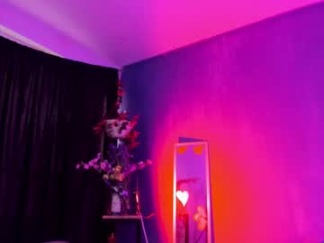 Ne_Fertari Chaturbate stream image from March 18, 2025