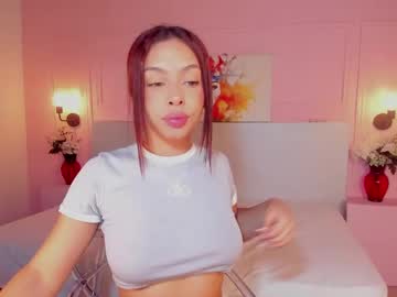 Ivymoon5 Chaturbate stream image from March 18, 2025