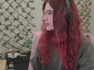 Littlemapleberry Chaturbate stream image from March 18, 2025