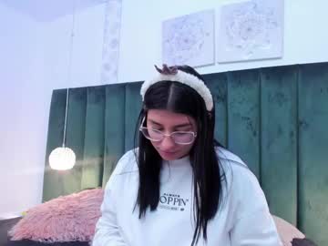 Nayaracute Chaturbate stream image from March 18, 2025