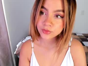 Amara_Sincleir Chaturbate stream image from March 18, 2025