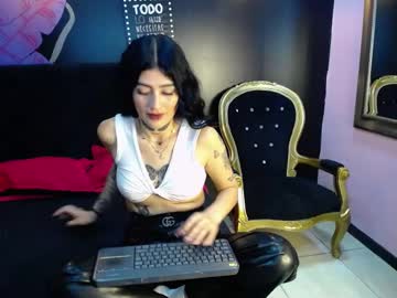 Carolinawattson Chaturbate stream image from March 18, 2025