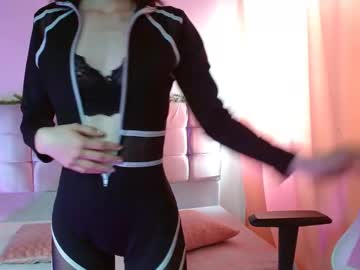 Chloejohnsoon Chaturbate stream image from March 18, 2025
