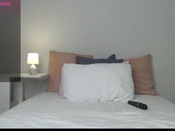 Gentlywomen Chaturbate stream image from March 18, 2025