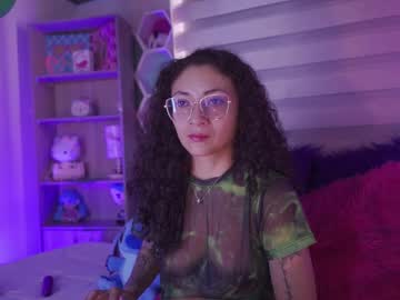 Kattaeya_Saenz Chaturbate stream image from March 18, 2025