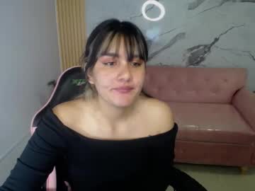 Lia_Hank_Ch Chaturbate stream image from March 18, 2025